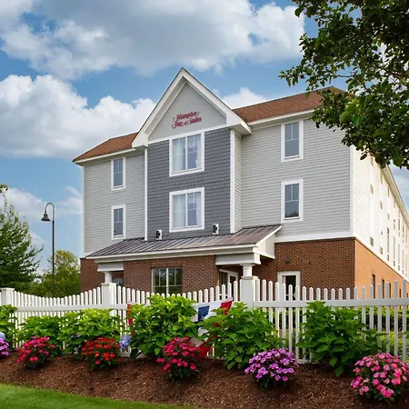 Hampton Inn & Suites - Cape Cod / West Yarmouth